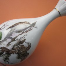 coalport Bone China rzadko spotykany wzór ptasi - ciekawa forma -oryginalny porcelanowy wazonik