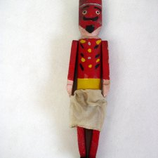 Stara-drewniana figurka