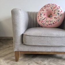 Poduszka w kształcie pączka Donut Donat z posypką XXL różowy