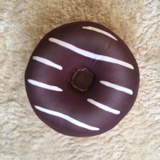 Poduszka w kształcie pączka Donut wielki pączek czekoladowy