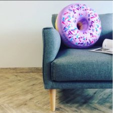 Poduszka pączek Donut jagodowy z posypką duży XXL