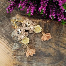 Kolczyki sutasz z kwiatkami