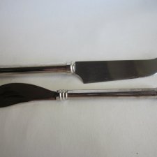 platerowy  zestaw do serów  i nóż do  masła  -srebrzone eleganckie noże dwa   użytkowa  elegancja