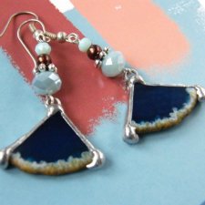 Kolczyki szafirowe z brązowym akcentem