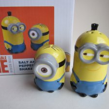 Nowy  minions salt & pepper shakers - zeon Universal studios - komplet przyprawników-dowcip design