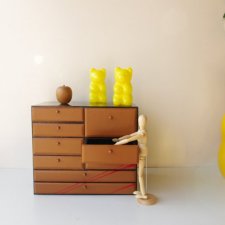 Mała półka  z szufladkami lata 70.