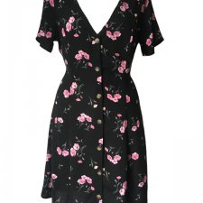Krótka sukienka w kwiatuszki maczki łączka boho retro vintage