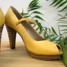 czółenka żółto-miodowe 38