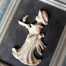 Royal hampshire " sweet dreams   "  by Susan Norton   unikatowy obrazek płaskorzeźba porcelanowa figurka