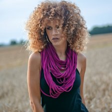 Naszyjnik dzianinowy