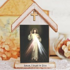 Personalizowana drewniana kapliczka / ikona  z wizerunkiem Jezusa Chrystusa (mała)