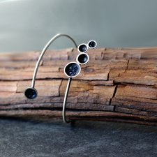 Bransoleta organiczna z karborundem