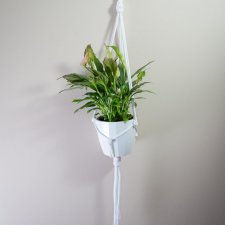 Kwietnik ze sznurka makrama boho