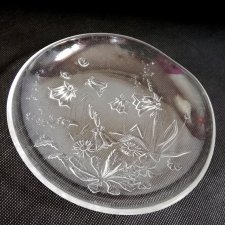 Talerzyk-szklany-wypukły wzór kwiatowy