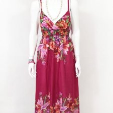 Wzorzysta maxi sukienka w kwiaty DR541