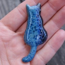 Ceramiczny magnes kot czarny z niebieskim