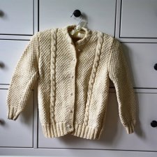 Sweter z włóczki