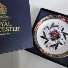 Royal Worcester 1994 to celebrate th NEWEY 200TH ANNIVERSARY 1798 - 1998
