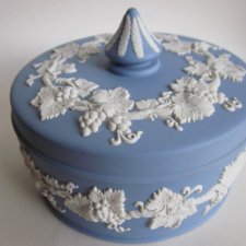 Wedgwood Antique - Blue Jasper ware duże puzdro rzadko spotykana rzecz -Kolekcjonerska biskwitowa porcelana.