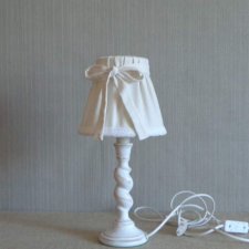 Biała lampka