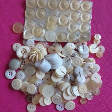 VINTAGE 220 SZT * GUZIKI POŚCIELOWE * GACIAKI