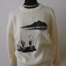 SWETER* Z APLIKACJĄ