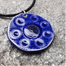 Naszyjnik ceramiczny niebieski ze wzorem