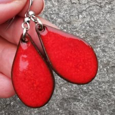 Ceramiczne kolczyki czerwone łezki
