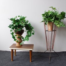 Kwietnik stołek stołeczek