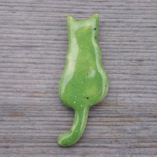 Ceramiczny magnes kot zielony