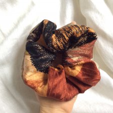 SCRUNCHIE JEDWABNA UPCYCLING GUMKA