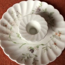 WEDGWOOD Campion elegancki świecznik porcelanowy  seria kolekcjonerska