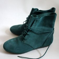 Buty damskie Clarks rozm. 37.5 zamsz morski.