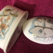 Royal  Doulton 1985 The snowman gift collection higchland  fling   kolekcjonerskie puzdro użytkowe  rzadko spotykana edycja z 1985 roku