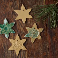 Ozdoby świąteczne, ceramiczne gwiazdki na choinkę