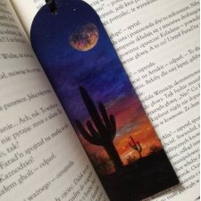 Drewniana zakładka do książki ręcznie malowana krajobraz pustynia księżyc personalizacja
