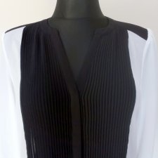H&M - BLUZKA
