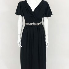 Czarna maxi sukienka ze zdobieniem DR887