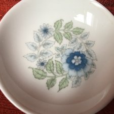 Wedgwood Clementine bone china kolekcjonerska porcelana