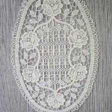 Serwetka lub podkładka wielkanocna jajo wielkanocne