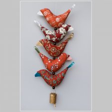Girlanda - pięć ptaszków z dzwonkiem