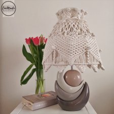 Lampa stołowa, abażur, makrama