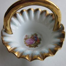 Porcelanowa miniatura - Limoges France  - niespotykana koszyczkowa forma