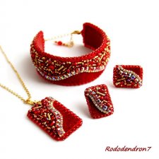 Red Wave - efektowny czerwono-złoty komplet biżuterii haft koralikowy