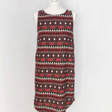 Czerwona sukienka H&M rozmiar M na szerokich ramiączkach mały dekolt azteckie wzory krótka prosta