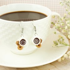 Kolczyki filiżanki z kawą i słodkościami