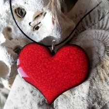 CERAMICZNY CZERWONY NASZYJNIK Z WISIORKIEM W KSZTAŁCIE SERCA biżuteria na prezent dla mamy DZIEŃ MATKI czerwone serce na rzemieniu GAIA ART