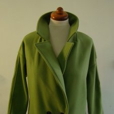 płaszcz wiosenny zielony