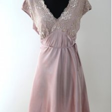 liliowa  koszulka nocna 42