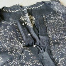 Cienka bluzka koszulowa z haftem roz. XL